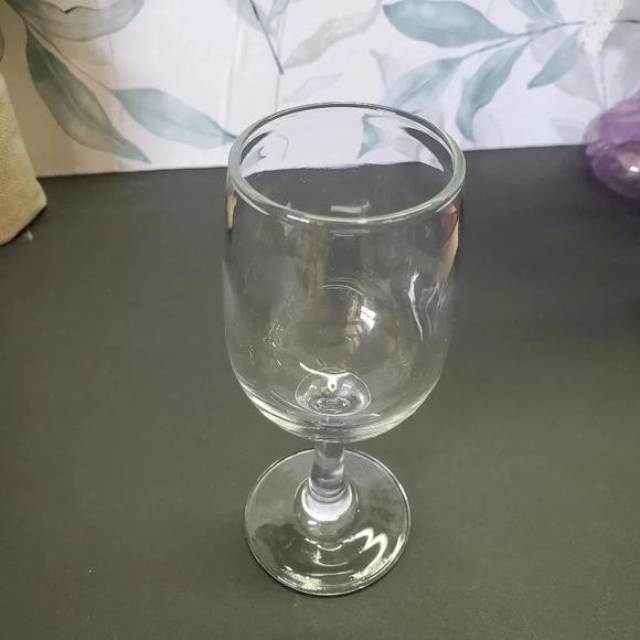 Small Wine Glass 2pc Set - Picture 2 of 5